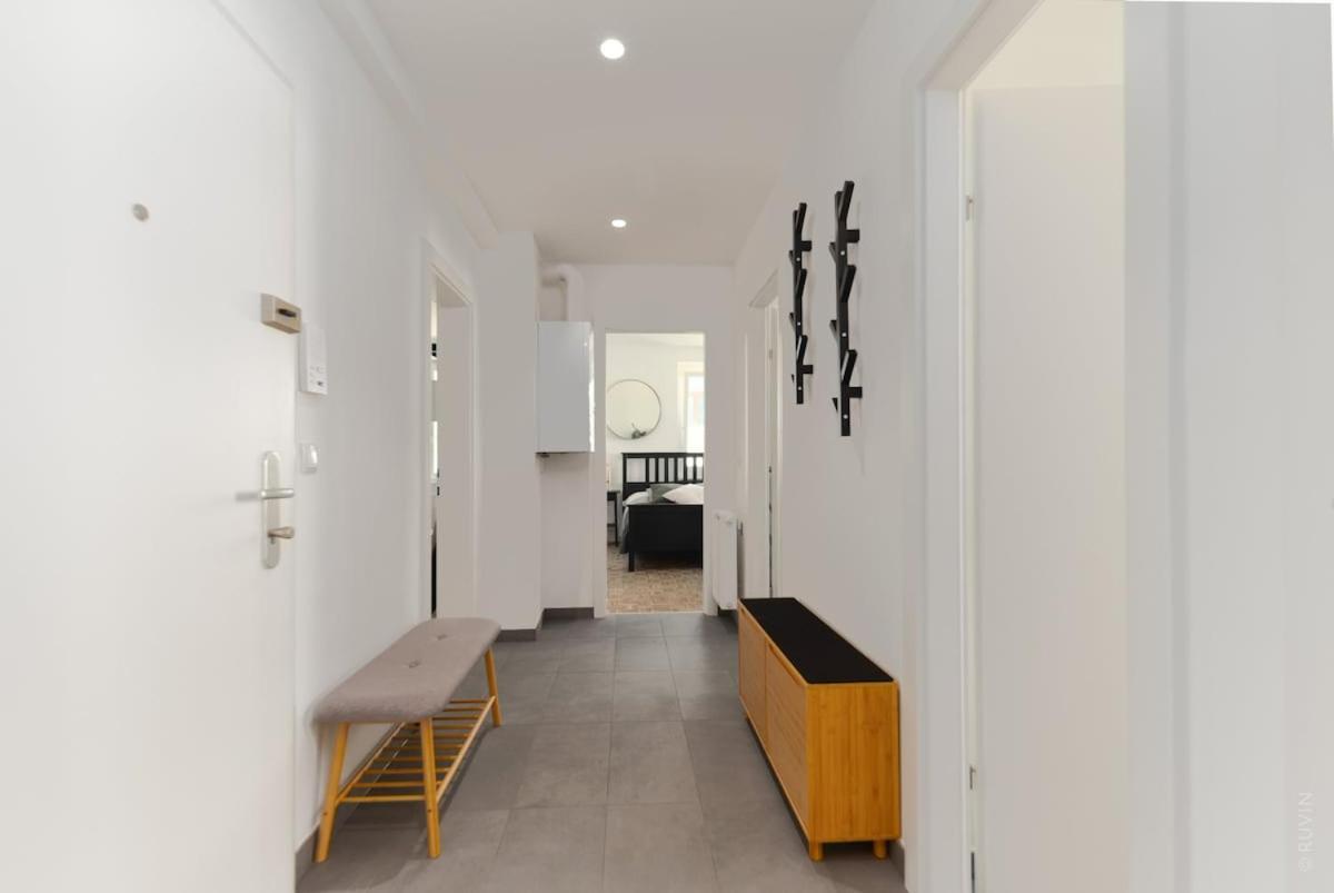 3br I 5 Minutes To Main Station I Long Term * Wien
